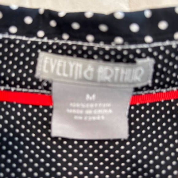 Chic Black and White Polka Dot Blouse with Rolled Sleeves - Picture 5 of 5